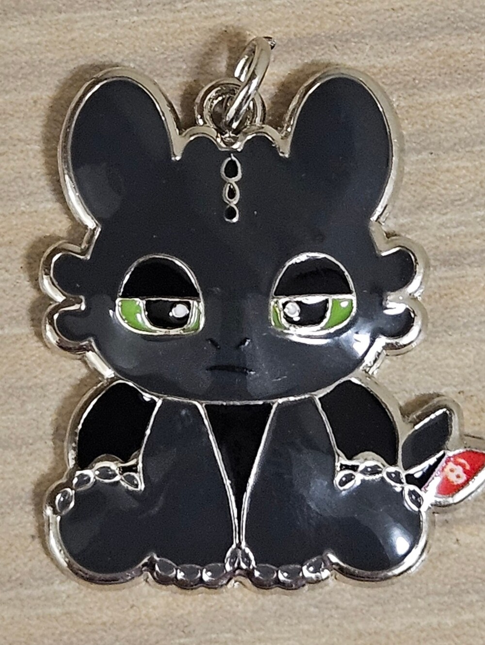 Toothless How To Train Your Dragon Black Green Enamelled Metal Pendant Charm